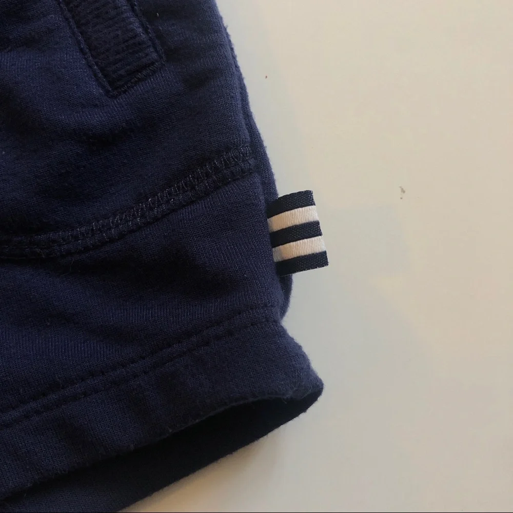 Splendid navy blue